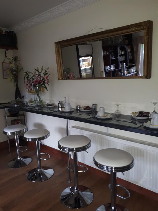Goldendawn Guest House Ситиуест Екстериор снимка
